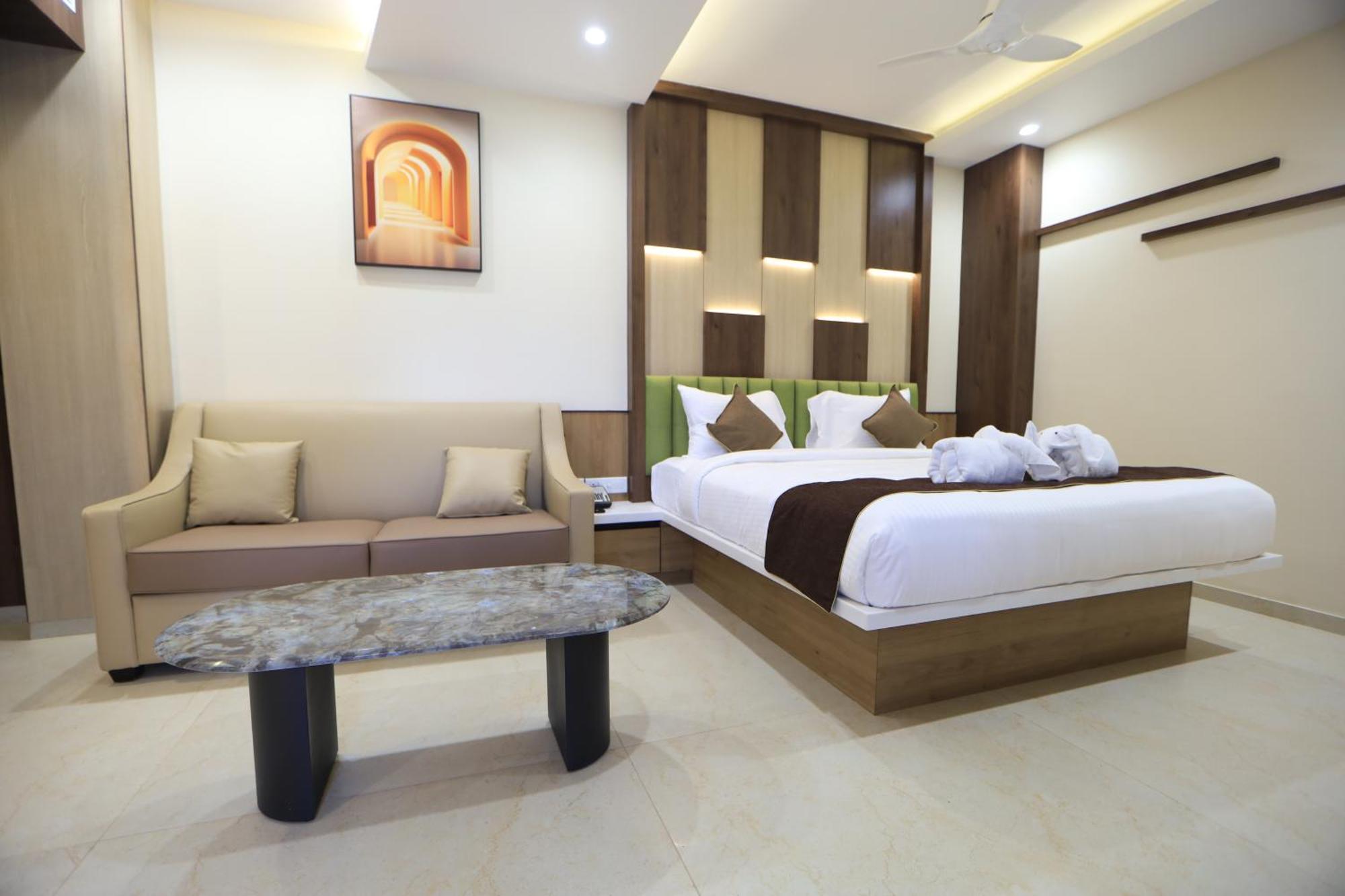 קומבאקונאם Kings Bury Inn מראה חיצוני תמונה
